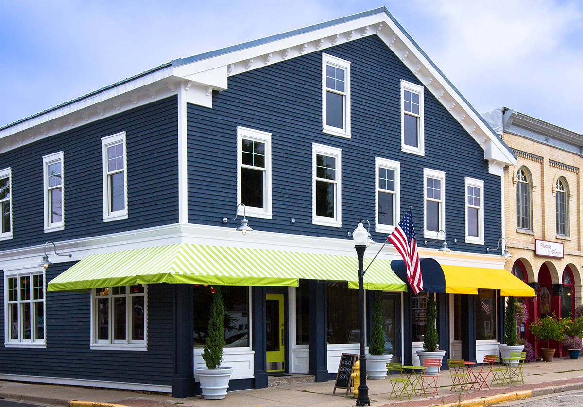 2894 On Main in East Troy, WI