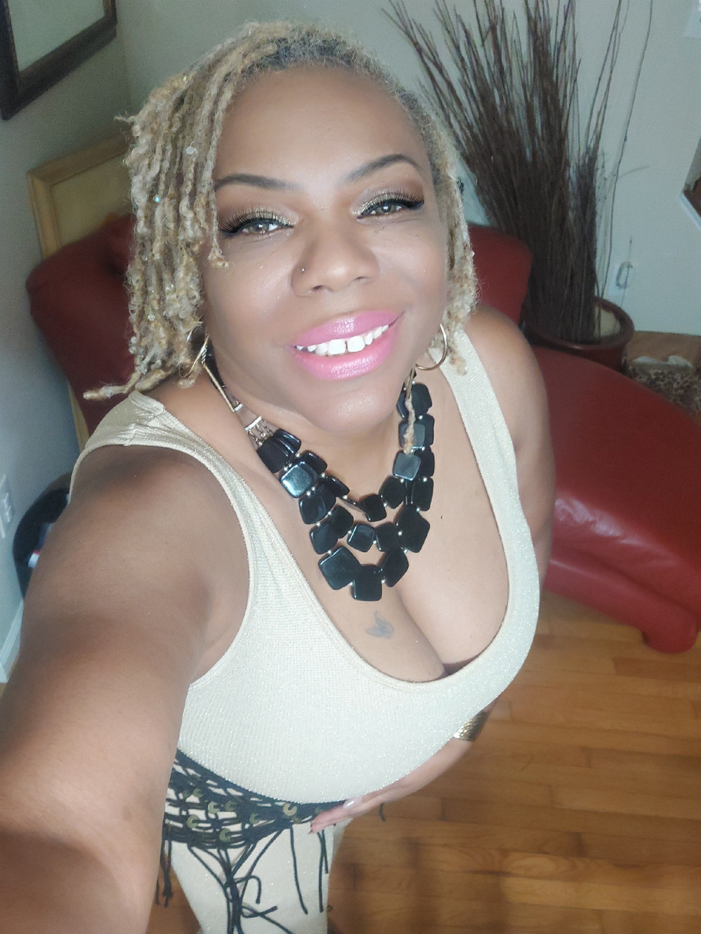Naradas Hair Studio in Columbia, MD