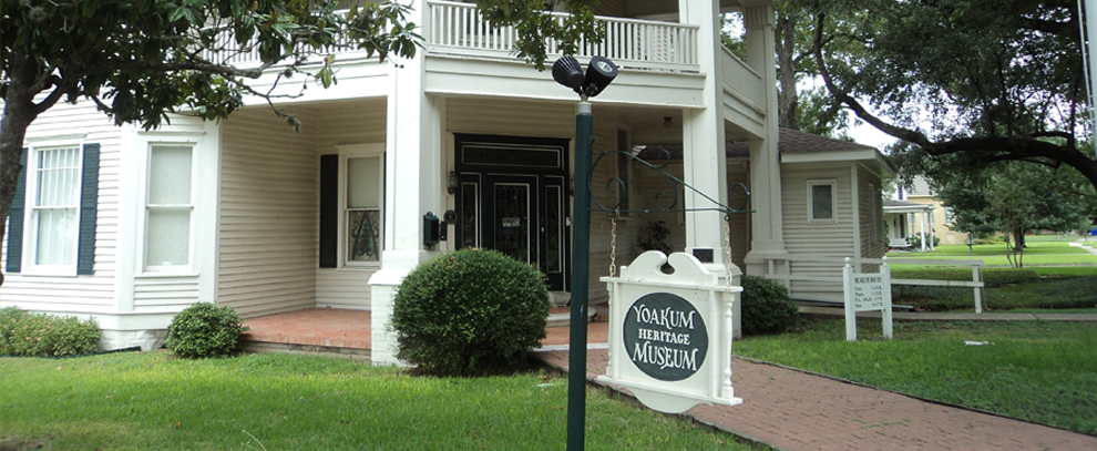 Matthew Realty in Yoakum, TX