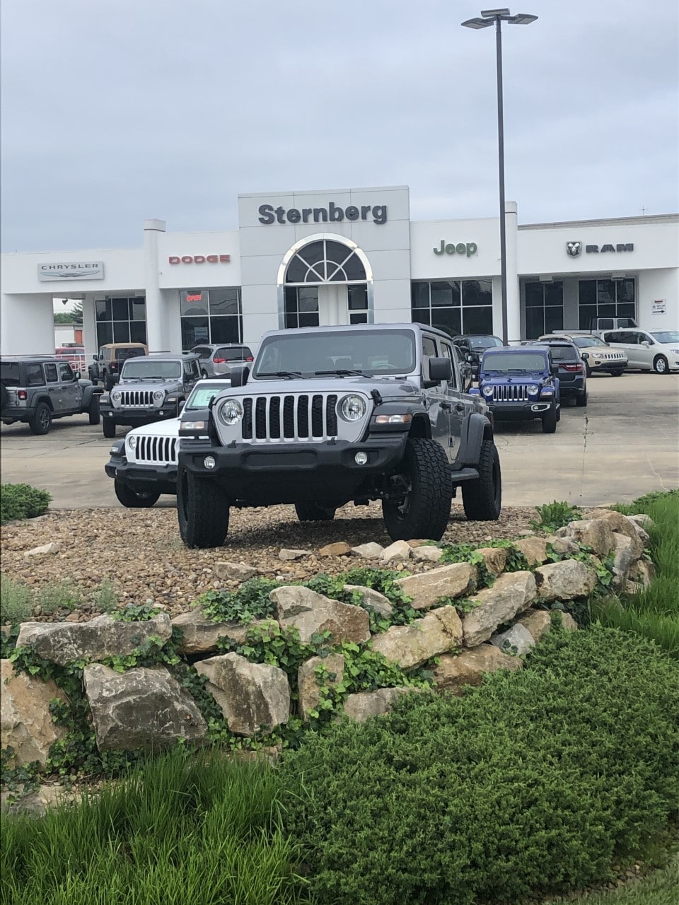 Sternberg Chrysler Dodge Jeep Ram in Jasper, IN