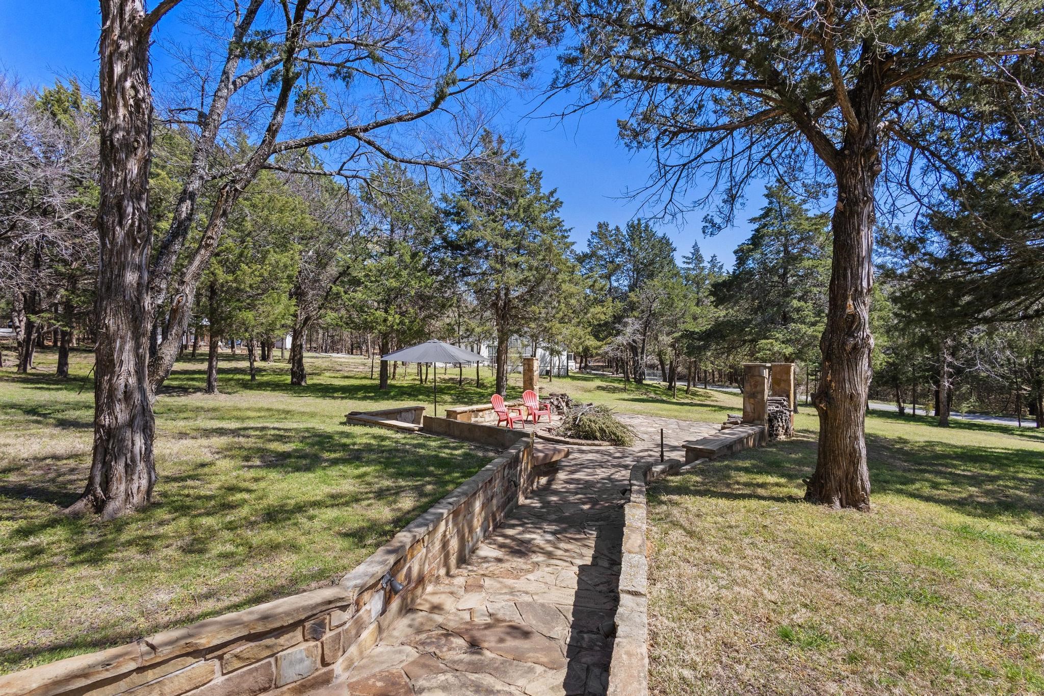 Texas Life Real Estate in Whitewright, TX (4)