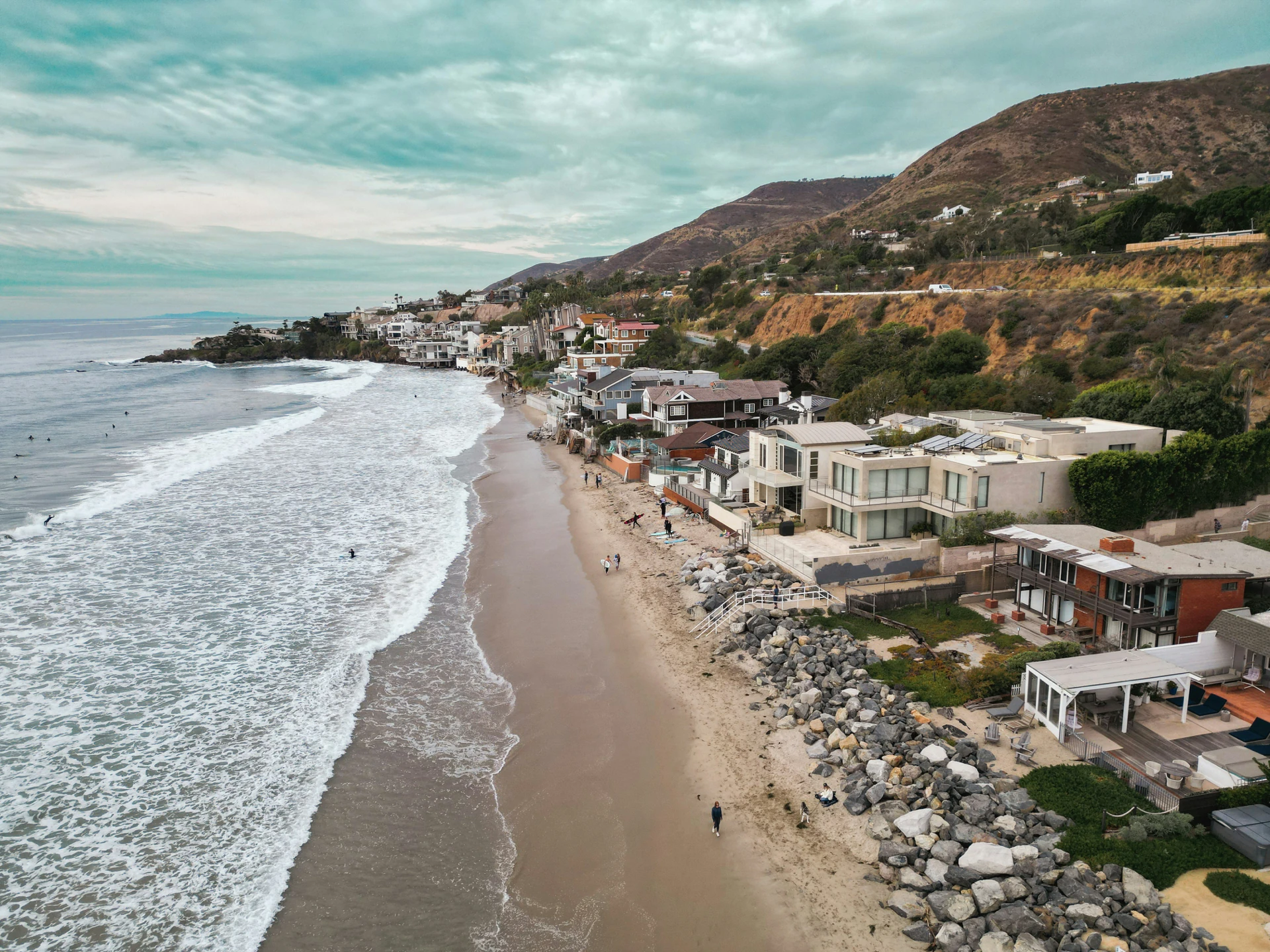 Shen Schulz Realty Team in Malibu, CA