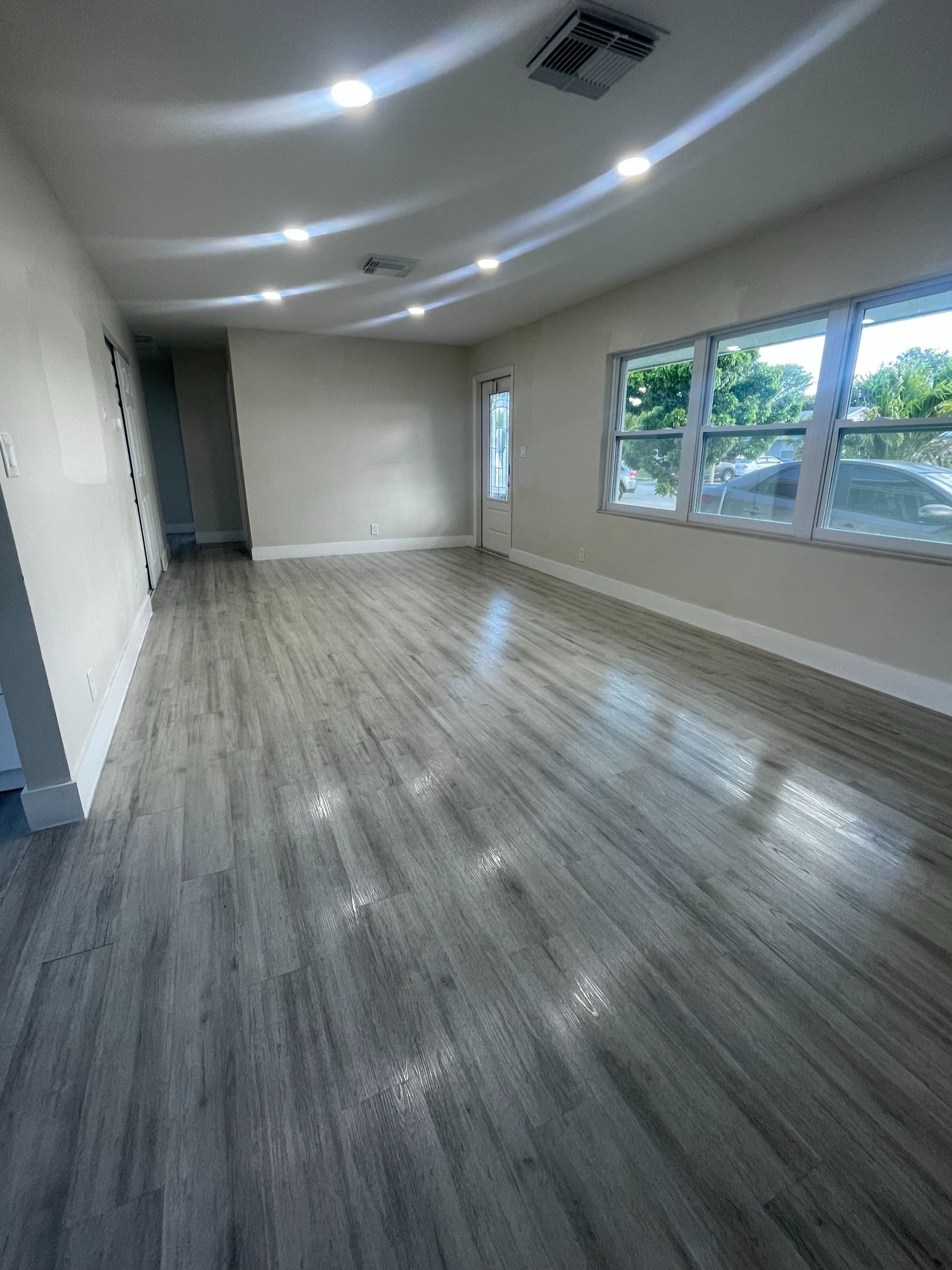 Yahweh Cleaning Services, LLC in West Palm Beach, FL