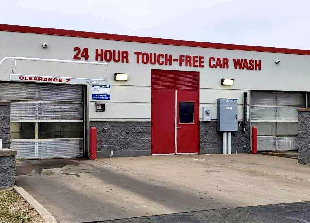 Snappy Car Wash LLC in Ladysmith, WI (5)