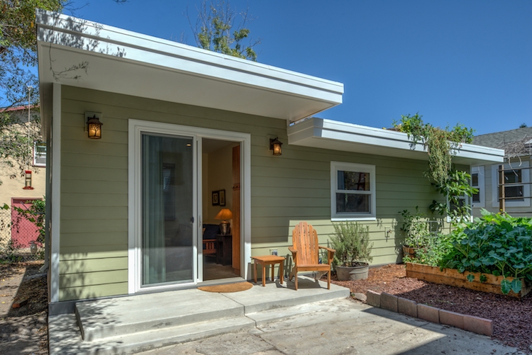 Direct ADU in Hawthorne, CA (4)
