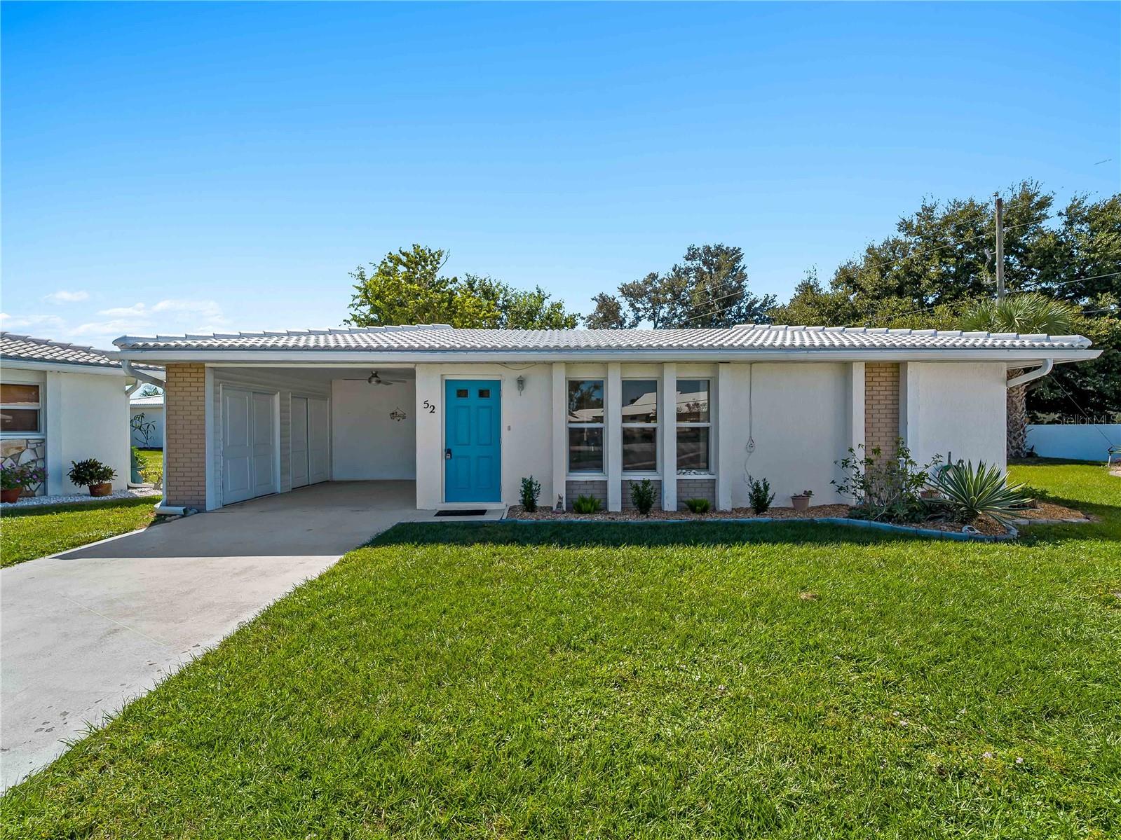 Ayers & Associates Real Estate - Enya Overholser PA - Realtor in Nokomis, FL (2)