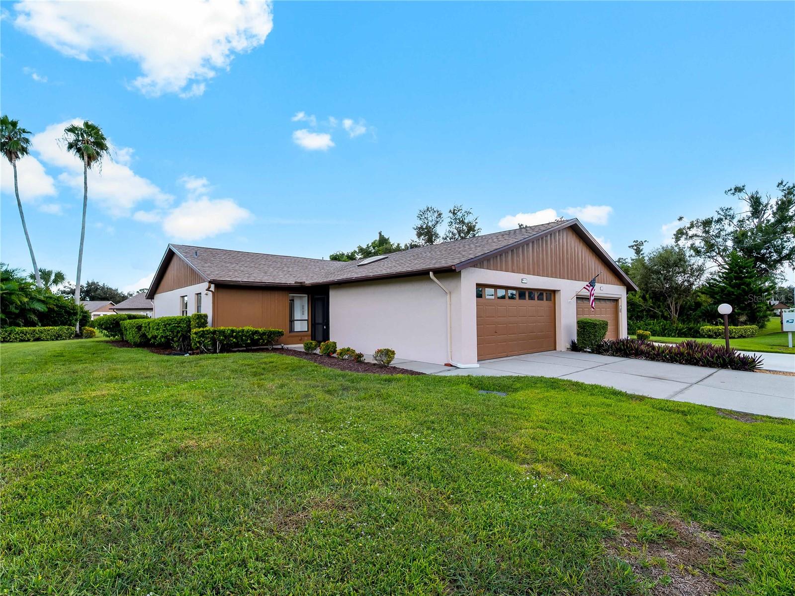 Ayers & Associates Real Estate - Enya Overholser PA - Realtor in Nokomis, FL (4)