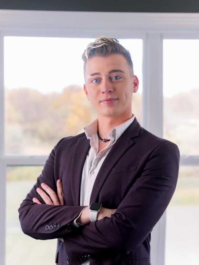 Michael Fleisher, Realtor - Columbus, OH in Gahanna, OH (6)