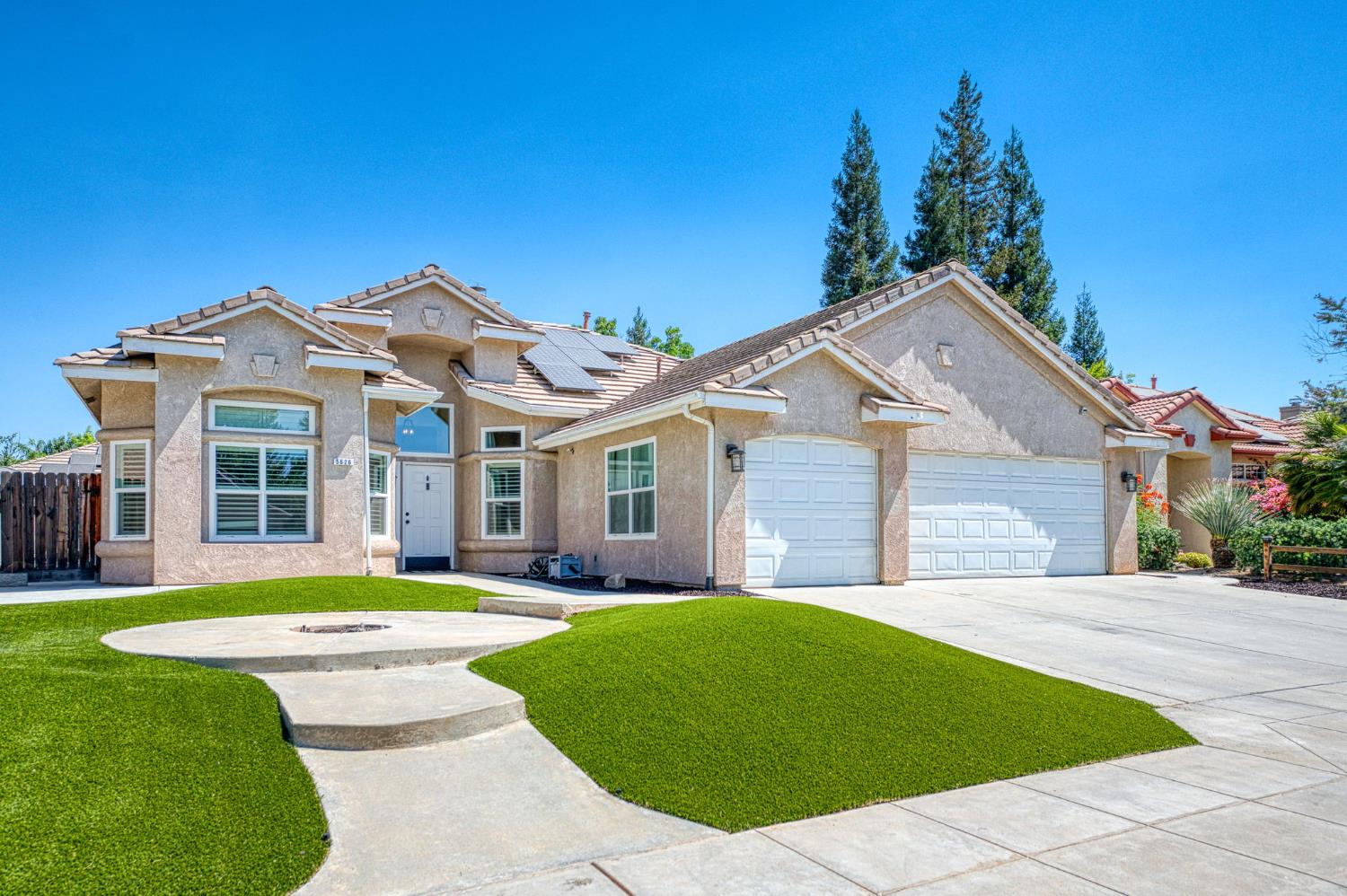 Elizabeth Garcia, Central Valley Realtor in Coalinga, CA (6)