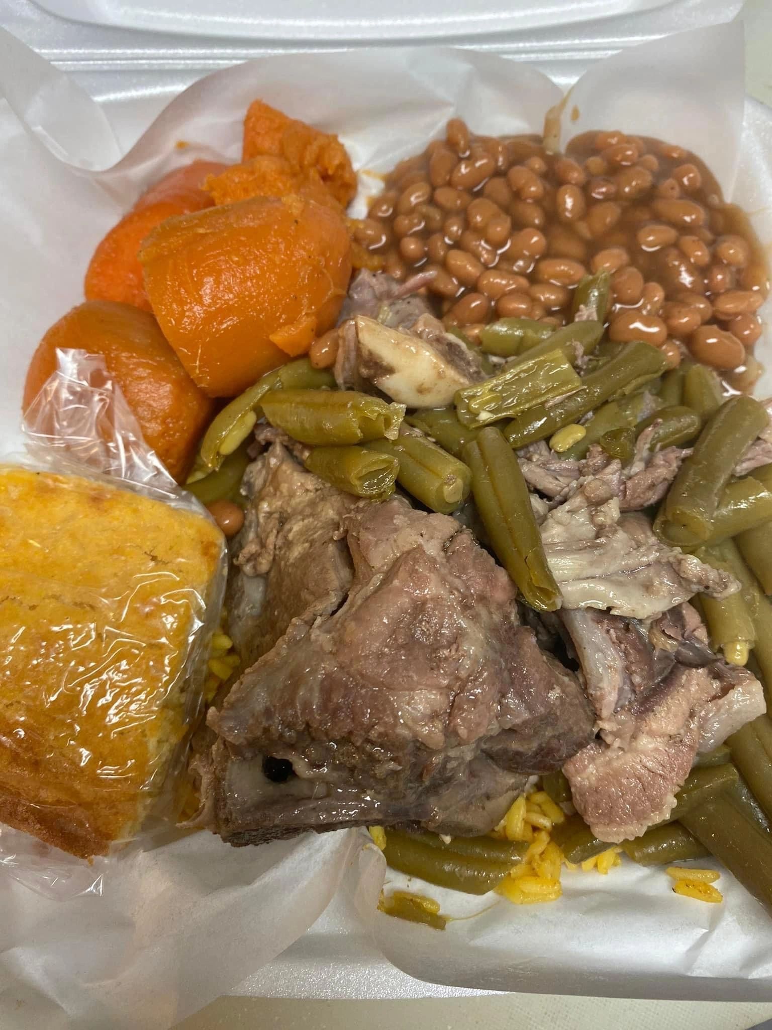 Hot Girlz Soul Food in Fort Pierce, FL