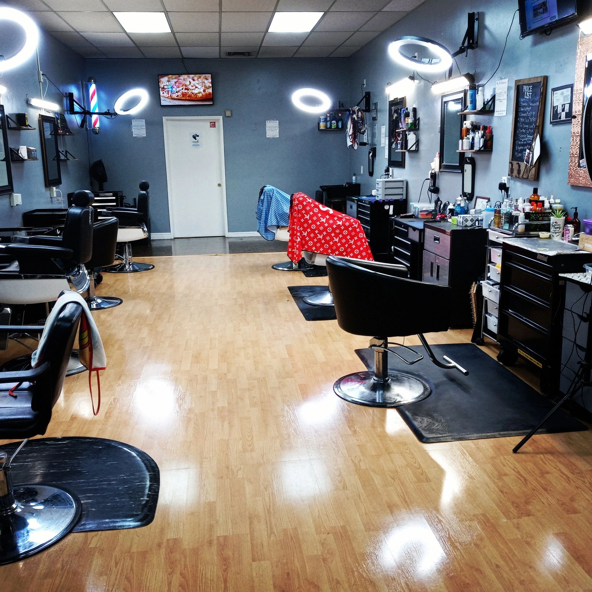 JW Barber Shop in Lancaster, CA