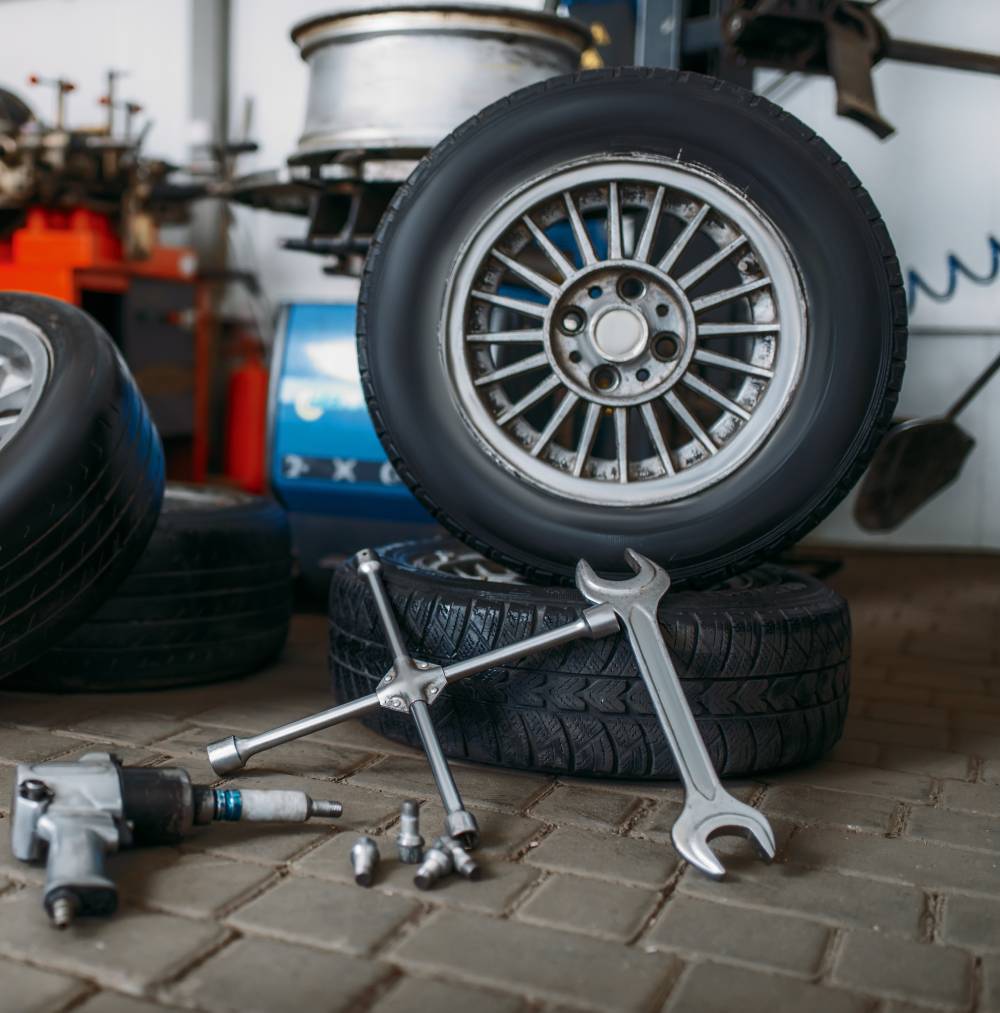 T & T Auto Body and Service in Minersville, PA
