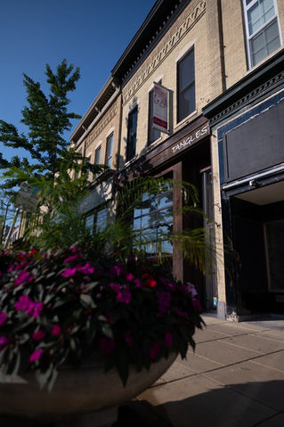 Tangles Salon Studio in Racine, WI (4)