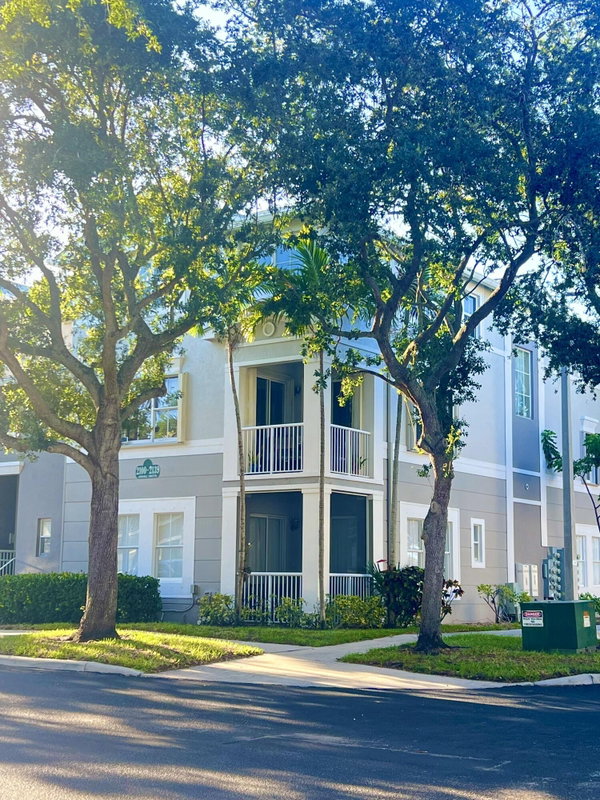 Neil Picart | Team Turn Keys l KW Reserve Palm Beach in West Palm Beach, FL