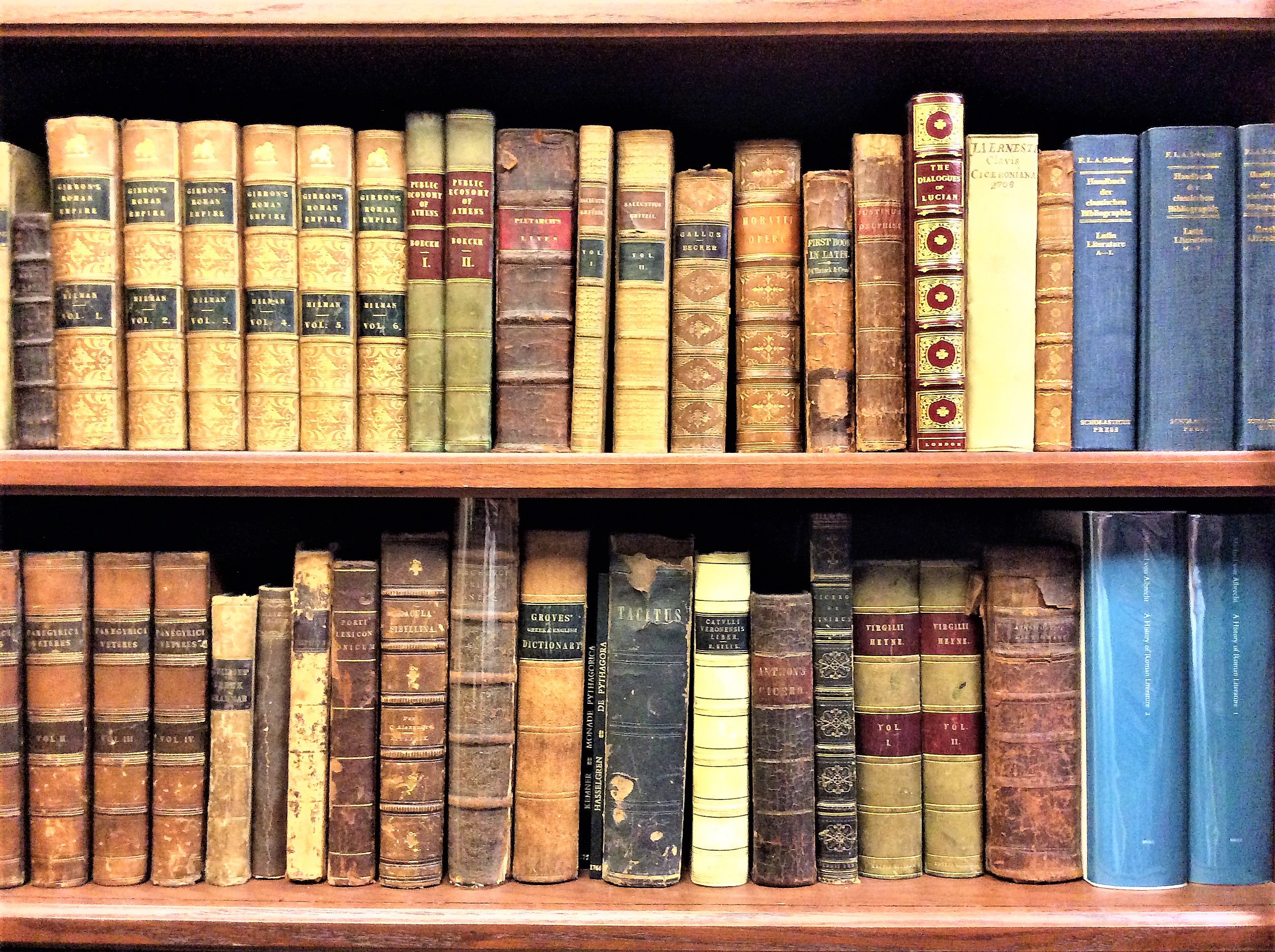 Kubik Fine Books in Dayton, OH