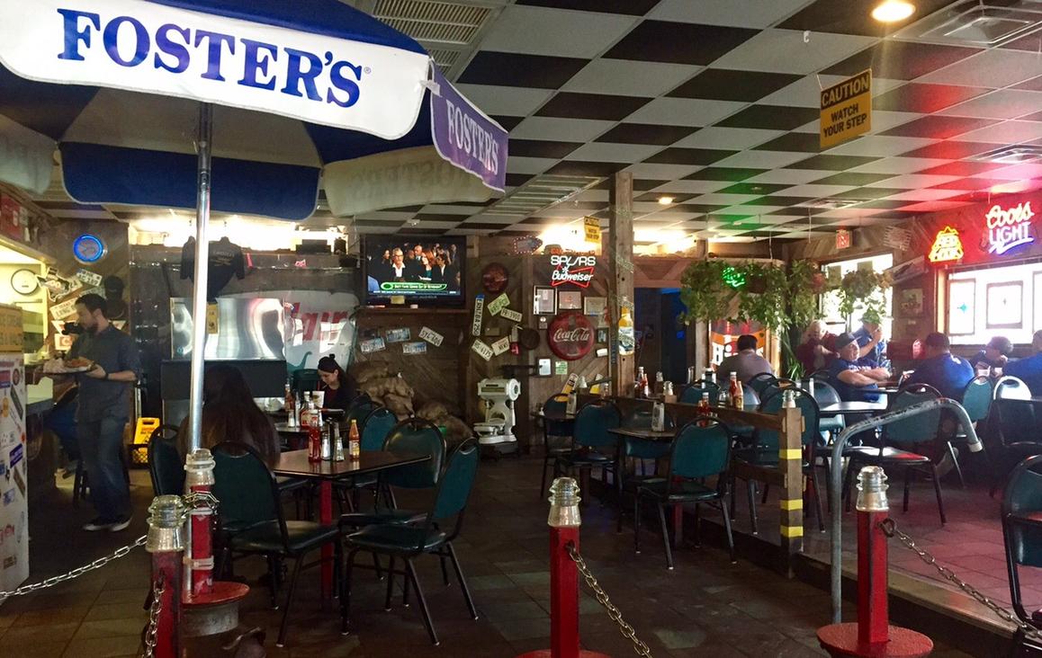Chester's Hamburgers in Universal City, TX (4)