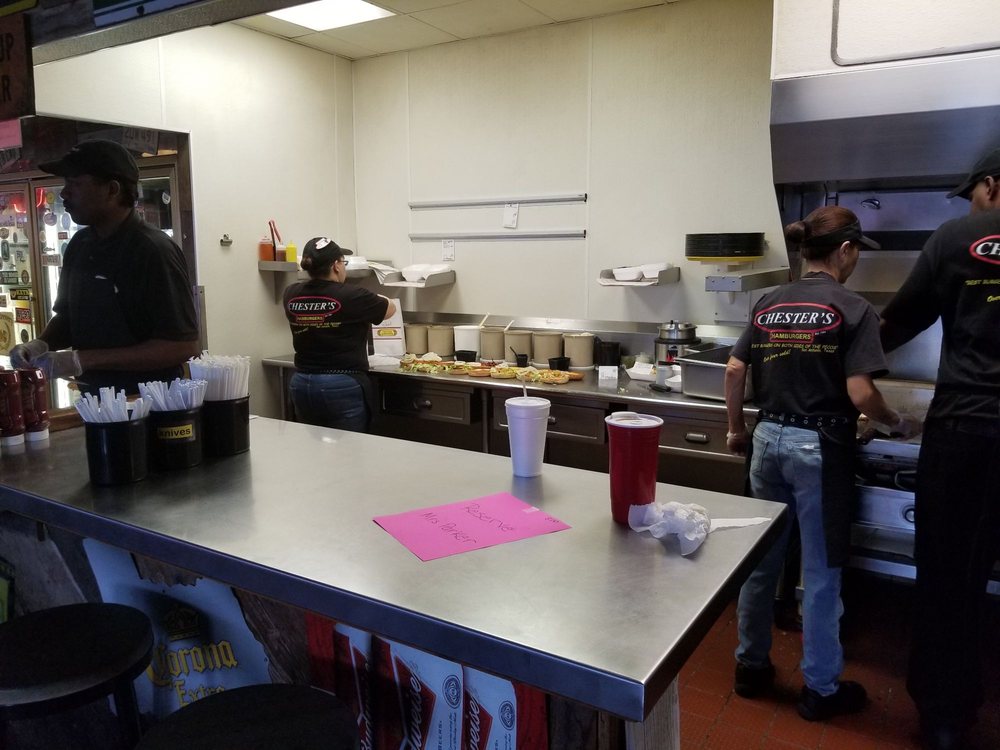 Chester's Hamburgers in Universal City, TX (6)