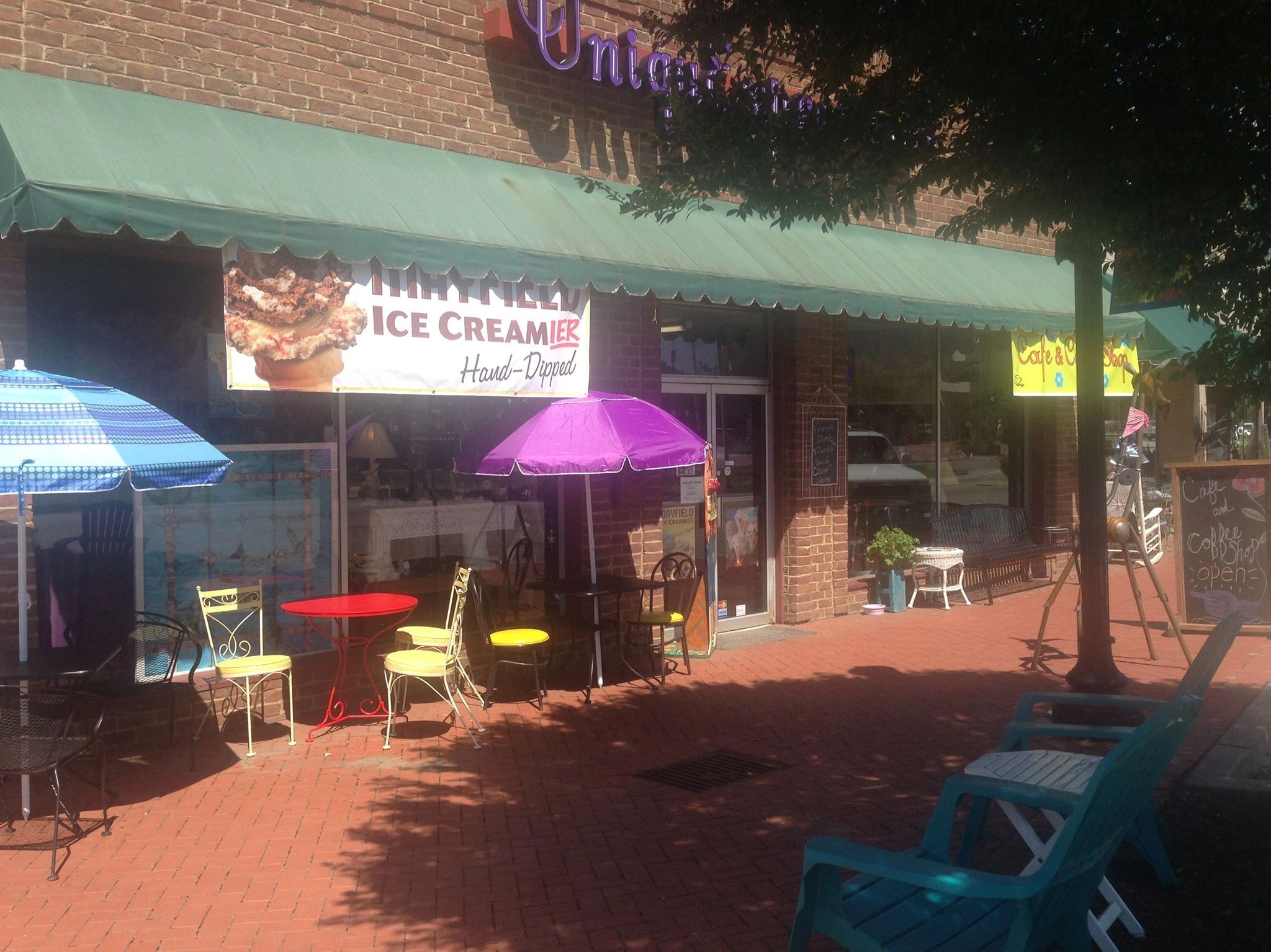 UniquExpressions, Coffee Shop/Cafe & Gallery in Pine Mountain, GA (2)