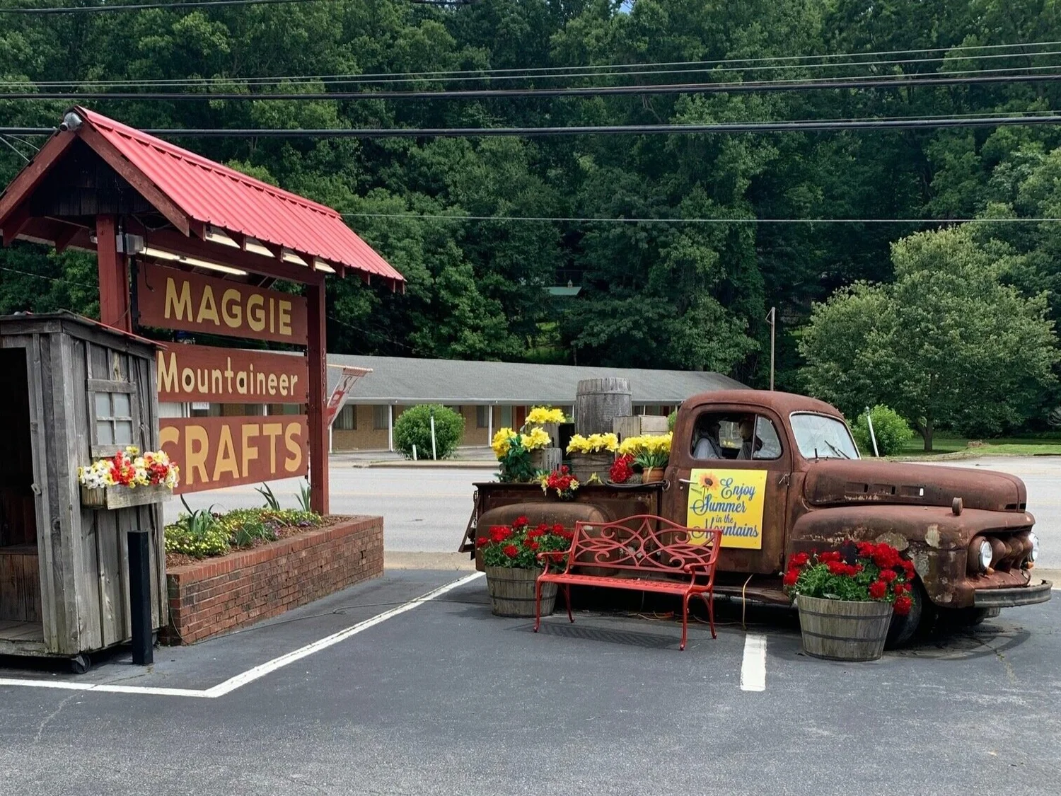 Maggie Mountaineer Crafts in Maggie Valley, NC (6)