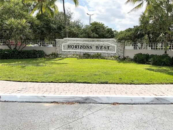 Eduardo Paz CAP Real Estate, LLC in Cutler Bay, FL