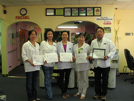 Vicky's nails and hair salon in Alameda, CA (4)