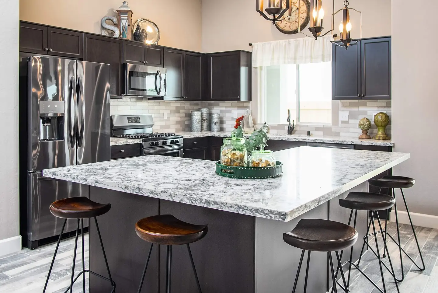 Smee Homes, Inc. in Porterville, CA