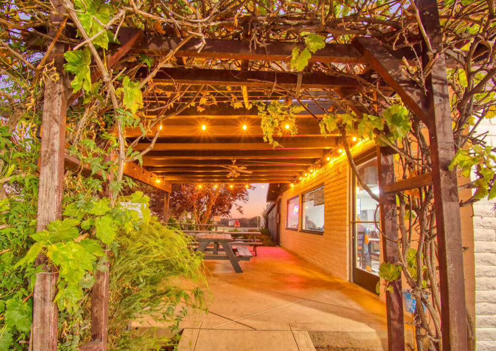 San Paso Truck Stop in Paso Robles, CA (2)