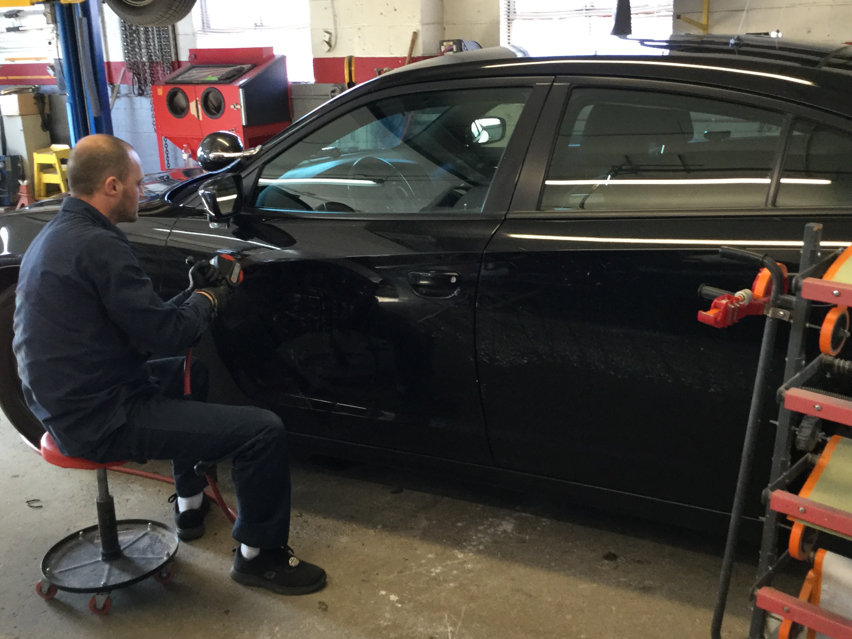 INTERSTATE 9W AUTO BODY AND SALES LLC in Closter, NJ