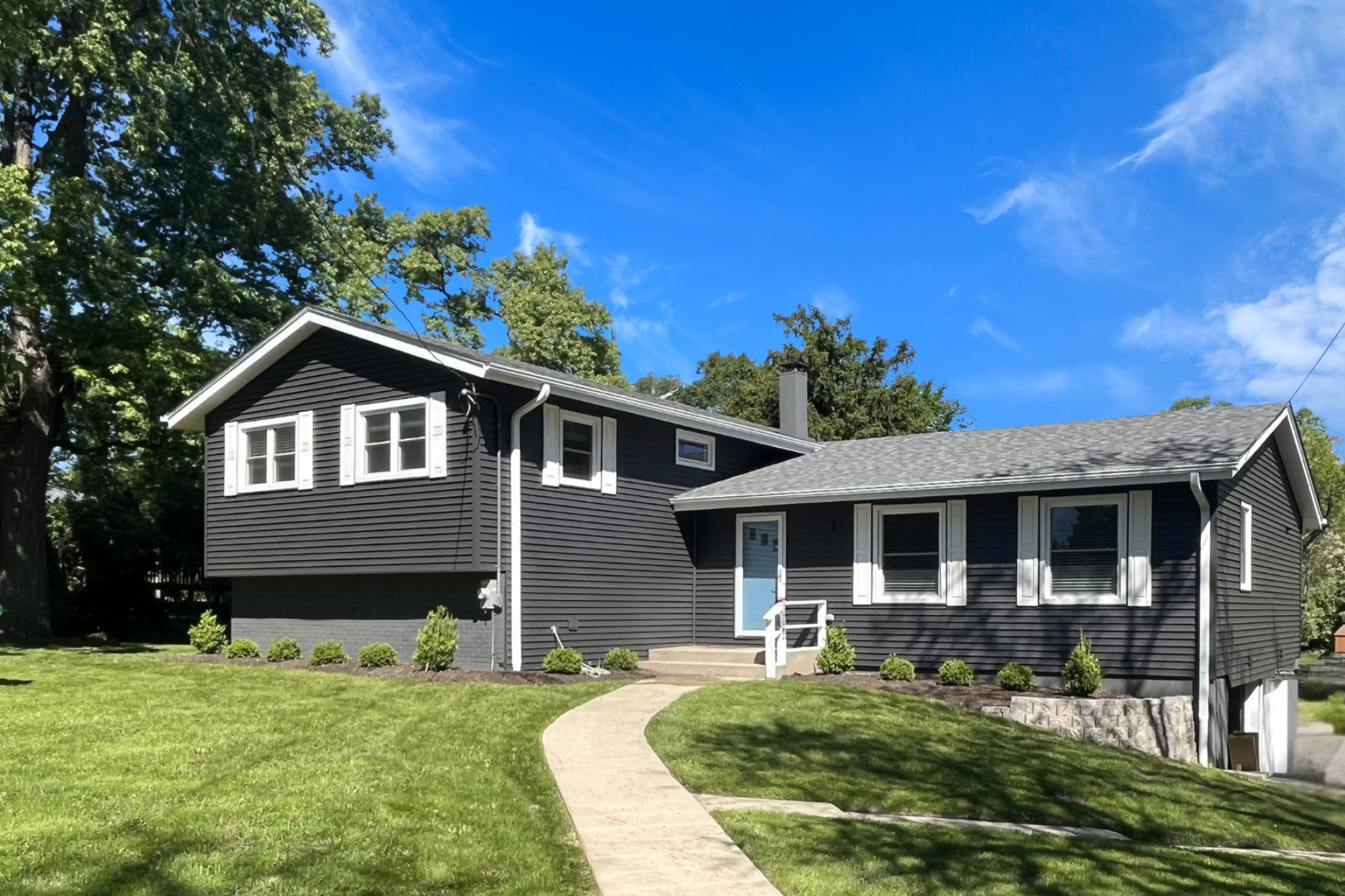 Shanon Tully – The Tully Team | Downers Grove Real Estate in Downers Grove, IL (3)