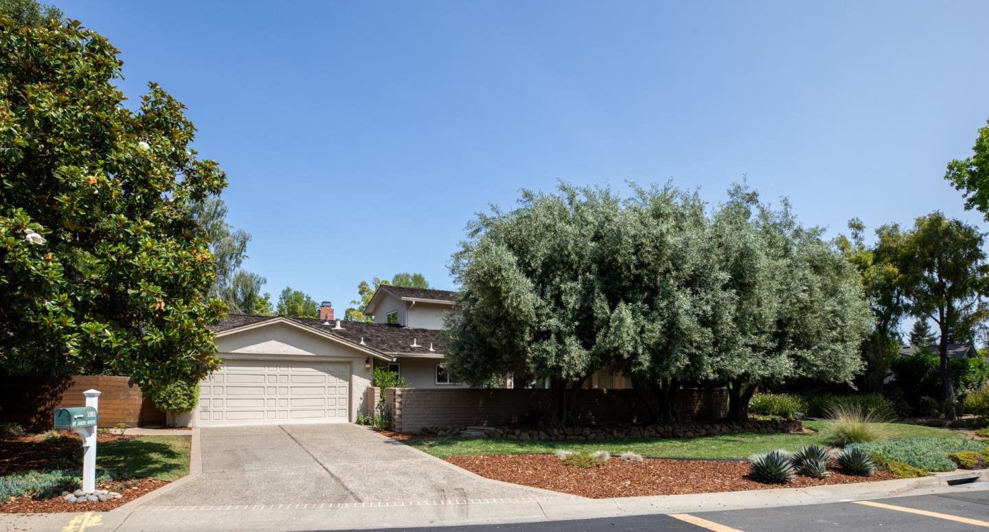 Moussavian Real Estate Team in Los Altos, CA