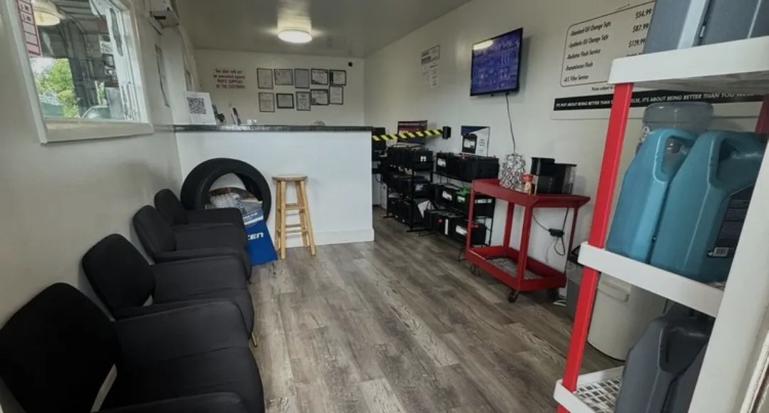 Leo's Auto Shop in Pompano Beach, FL (3)