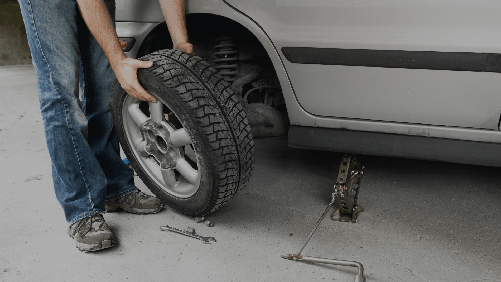 Virdell Tire & Tow in Van Horn, TX