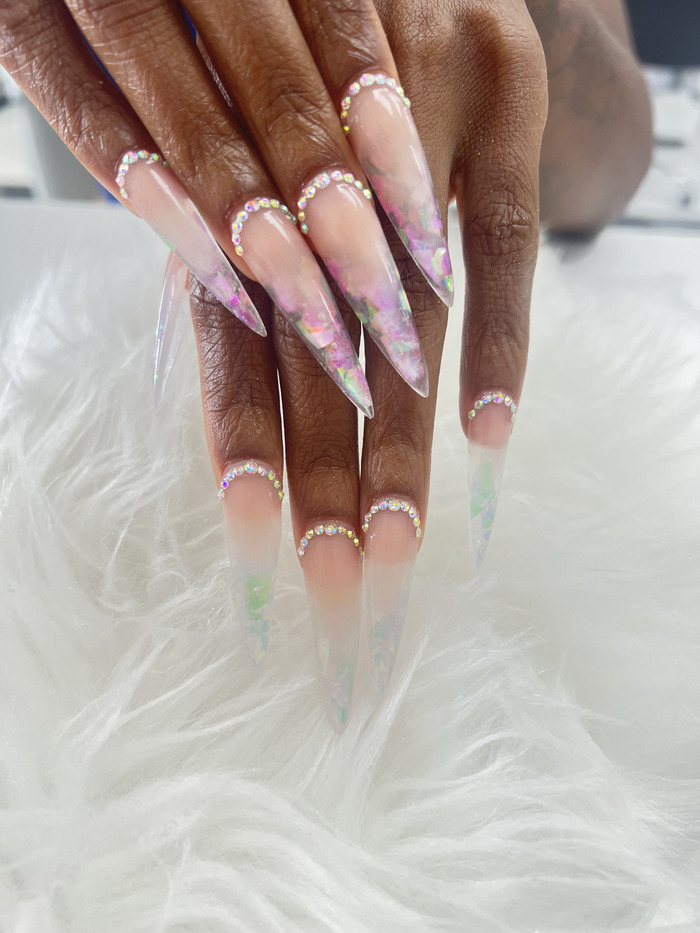 Trenton Nails & Spa in Trenton, MI
