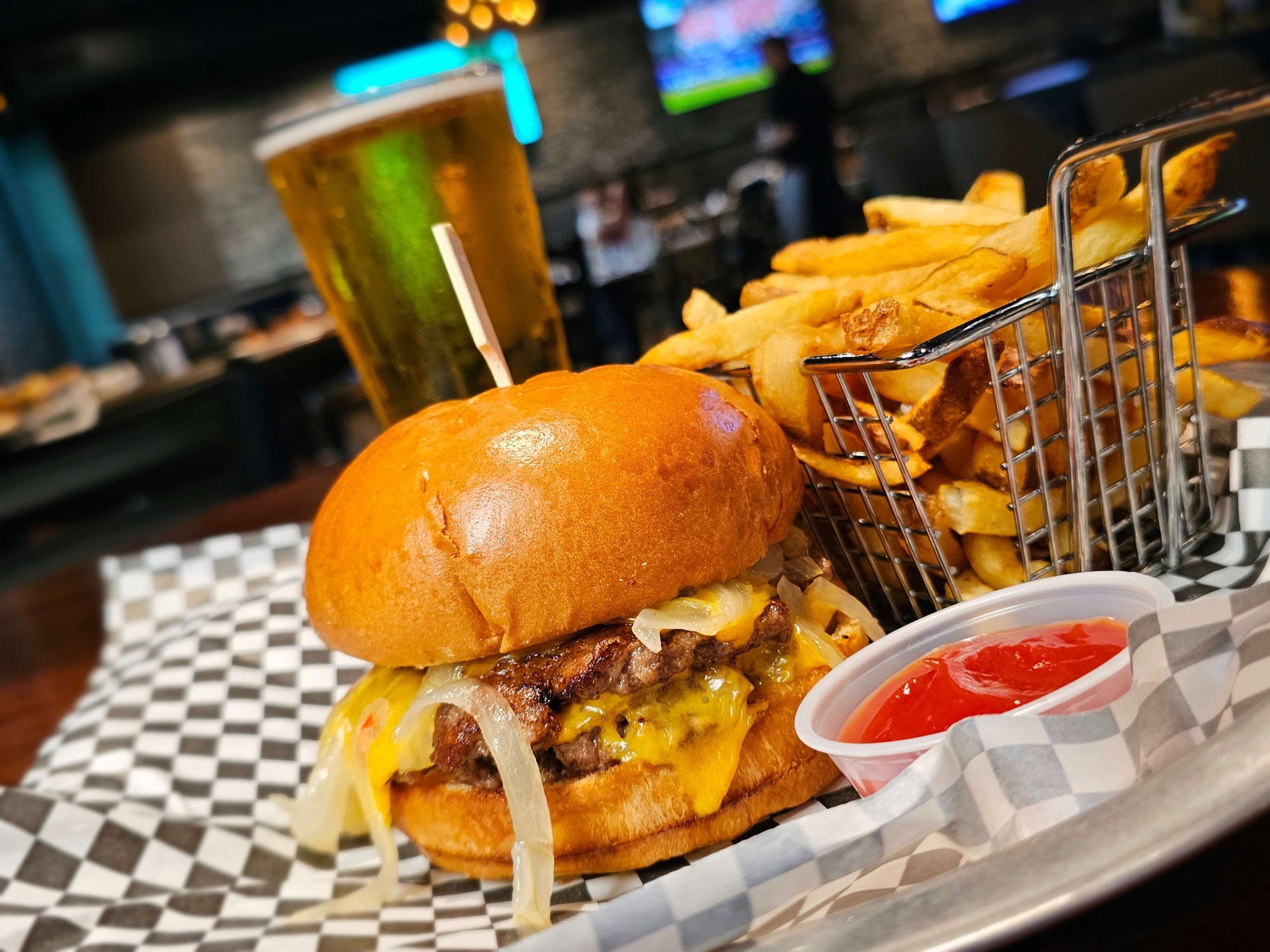 Lake Avenue Tavern in Glenview, IL (4)