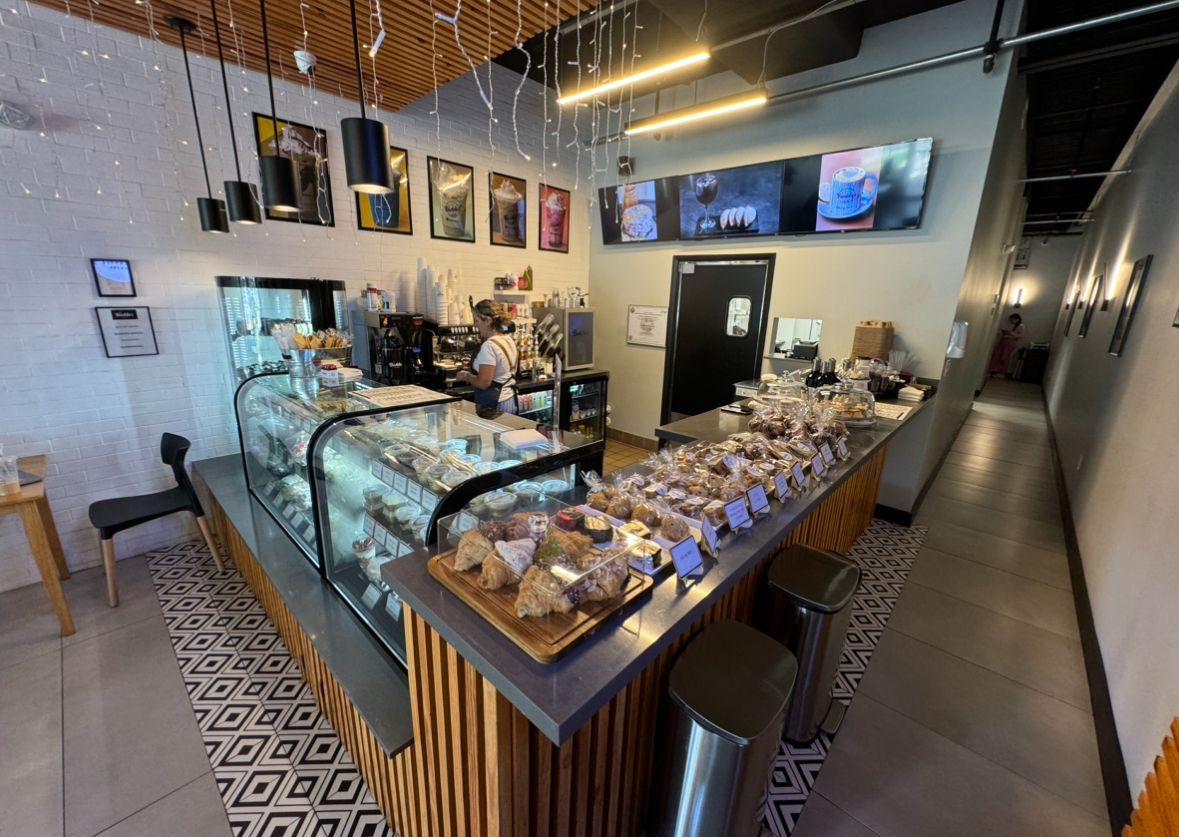 Buddies Bakery in Hollywood, FL (6)