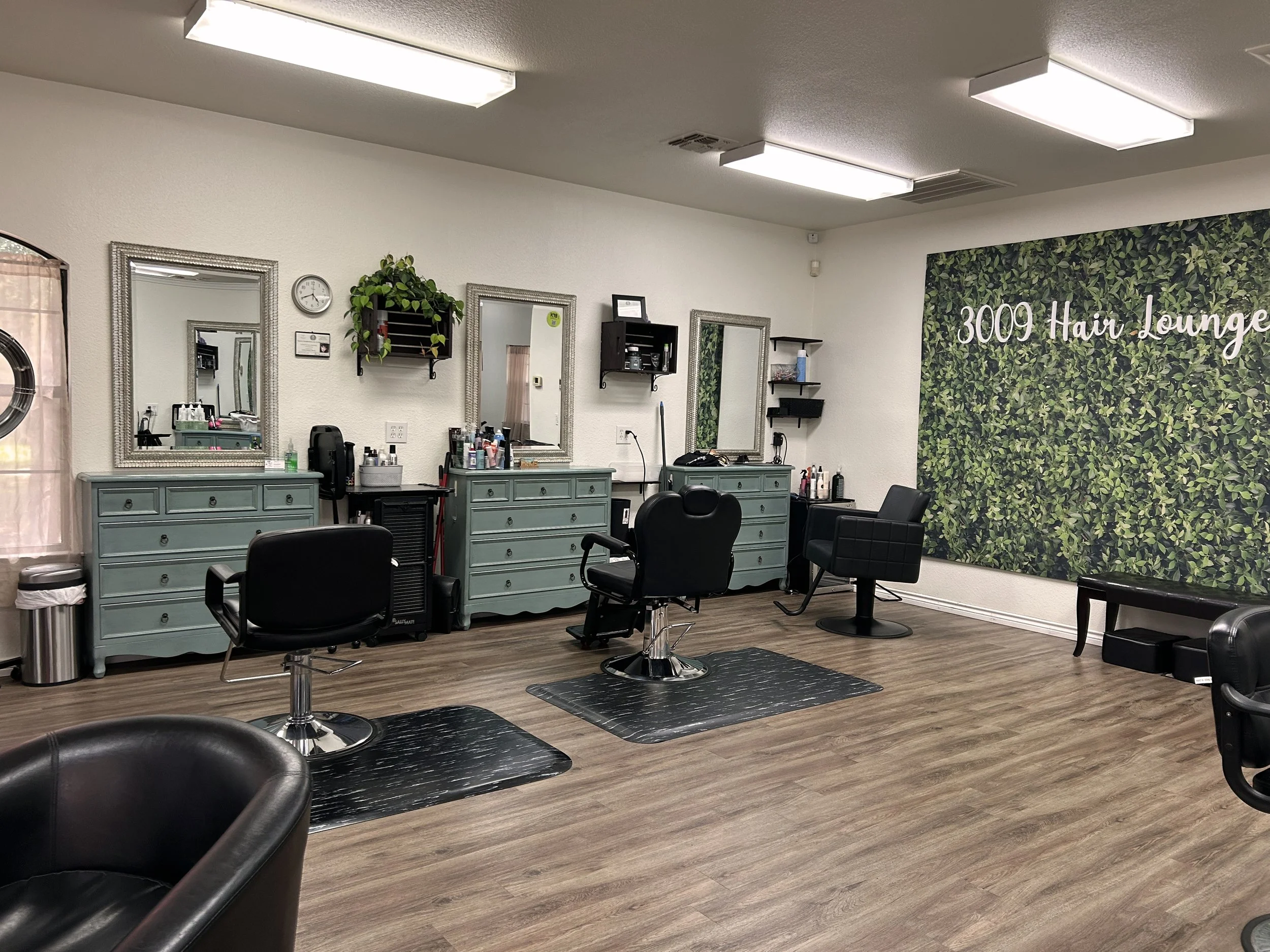 3009 Hair Lounge in Schertz, TX