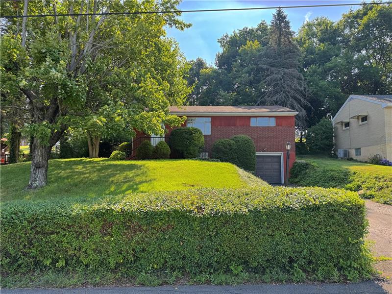 Deneen Krowicki, Real Estate Agent in Greensburg, PA