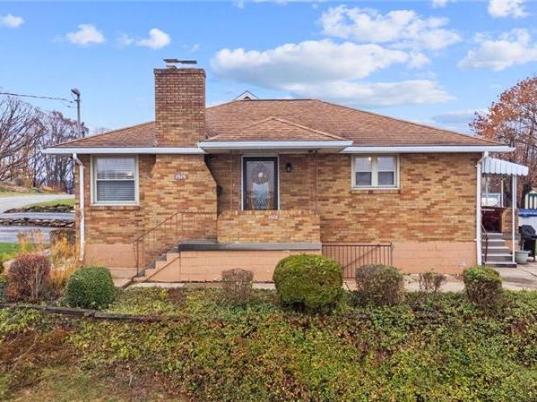 Deneen Krowicki, Real Estate Agent in Greensburg, PA (6)