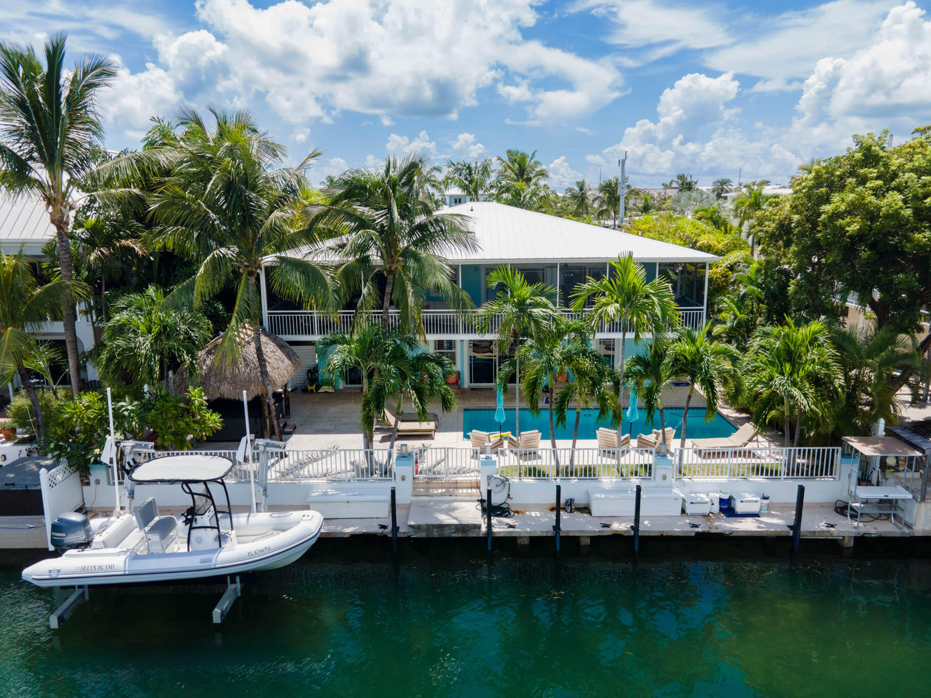 Alina Davis in Islamorada, FL (3)