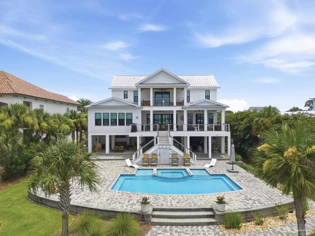 Susan Carleton - Broker/Owner in Pensacola, FL (4)