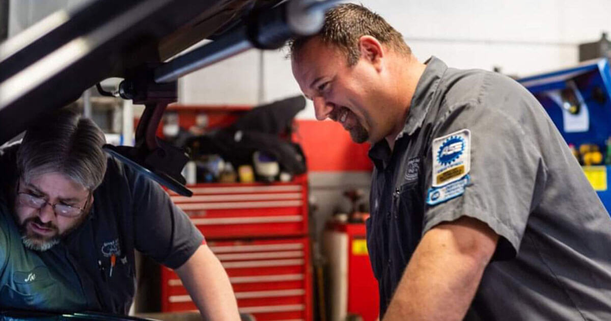 Great Lakes Auto Repair Service in Pontiac, MI (3)