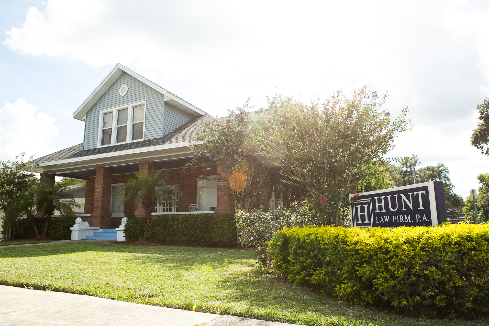 HUNT LAW FIRM, PA in Leesburg, FL