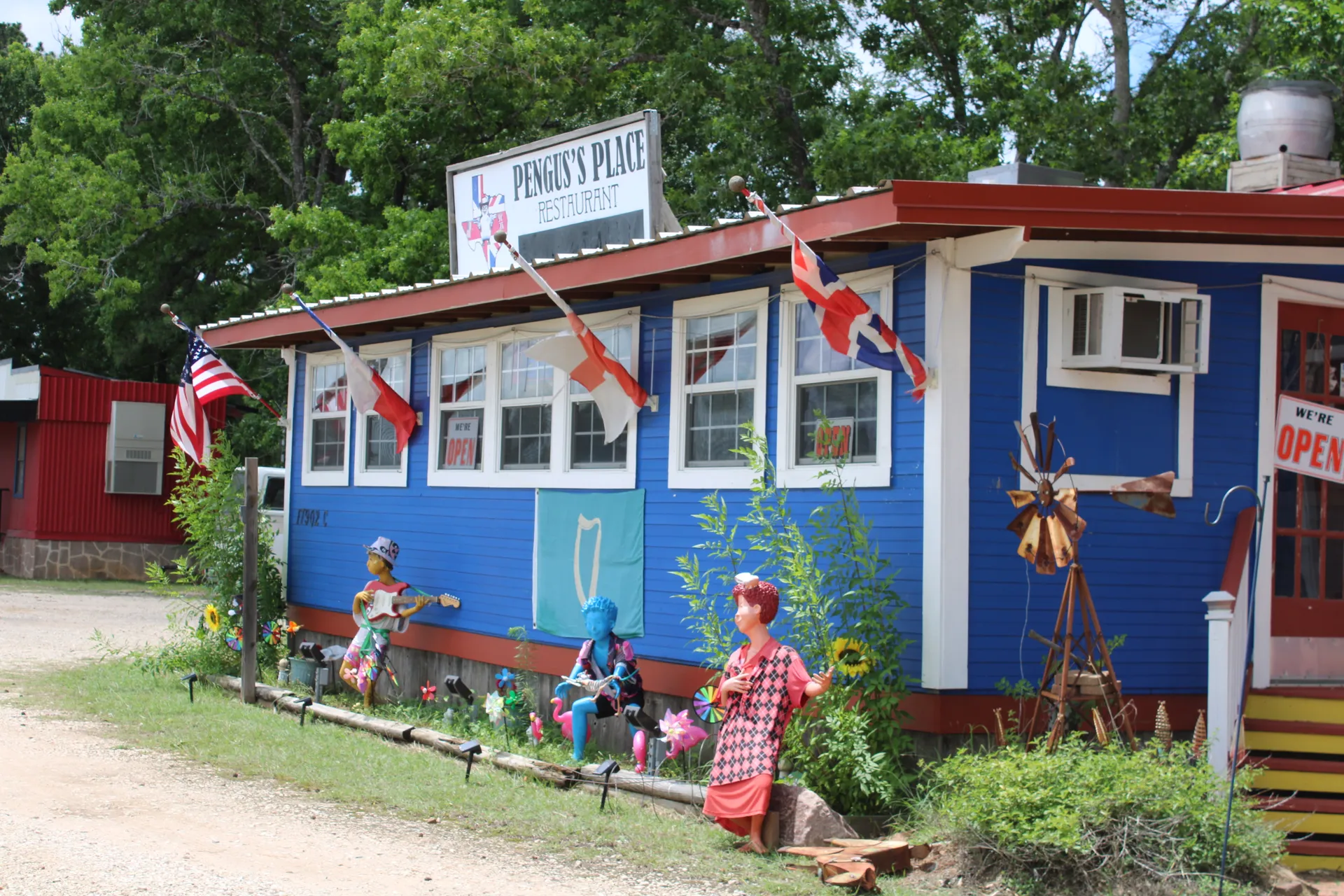 Pengus' Place in Magnolia, TX