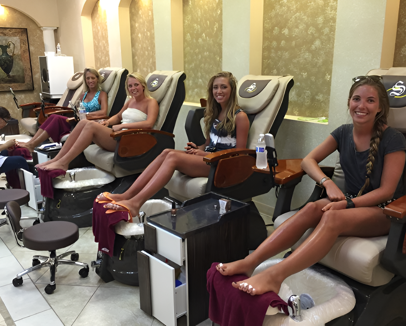 Miracle Nails in Myrtle Beach, SC
