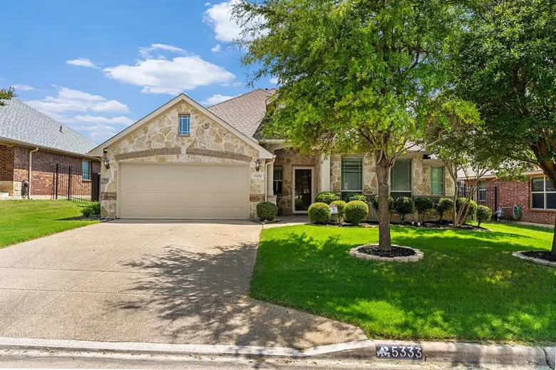 Tolechia Lane - TD Realty in Fort Worth, TX (2)