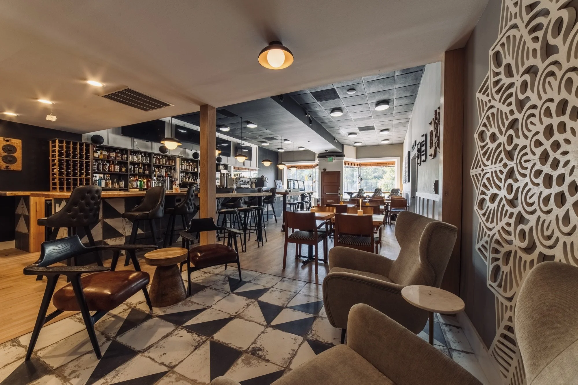 Tiny's Restaurant & Bar | Group Events and Date Nights in Gary, IN (4)