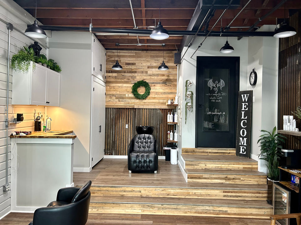 The Dragon's Lair Hair Studio in Elizabethtown, PA (3)