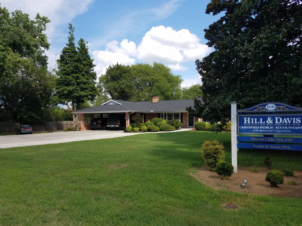 Hill & Davis, CPA, PC in Farmville, VA