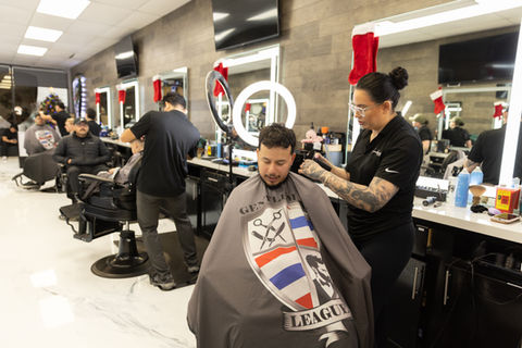 Gentlemen's League Barbershop - Newhall Ranch Rd in Santa Clarita, CA (6)