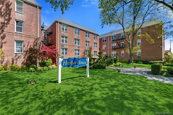 Kaya Homes NY in East Rockaway, NY